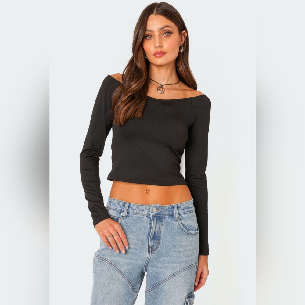 NWT Ediked Black Tahlia V Neck Off Shoulder Top Size S